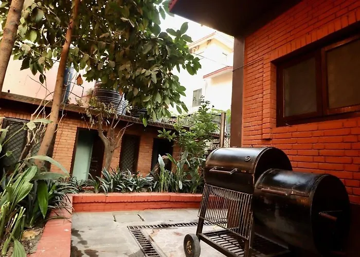 Wanderer's Dhumbarahi